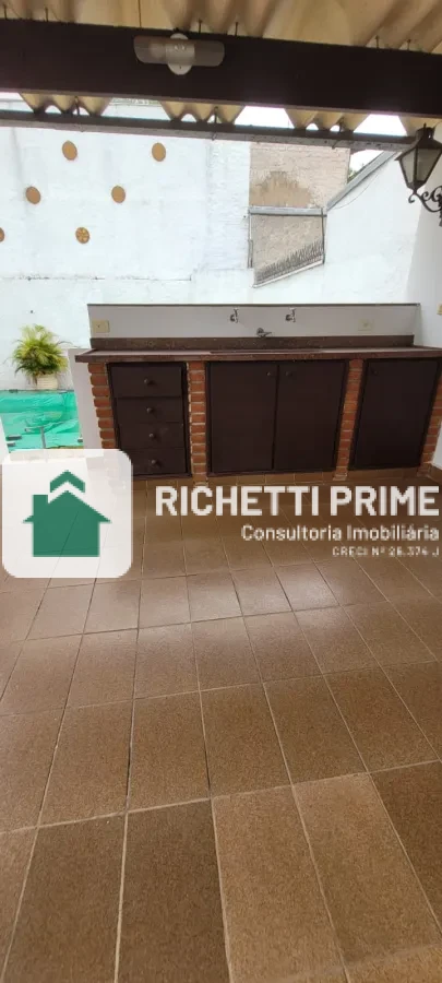 Imagem de Casa à Venda no Alto da Lapa – 3 Quartos, 2 Suítes e 3 Vagas