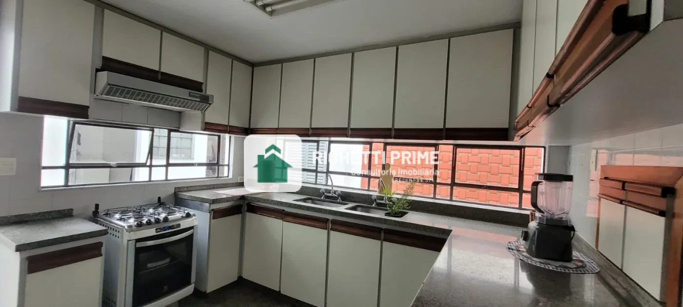 Imagem de Casa à Venda no Alto da Lapa – 3 Quartos, 2 Suítes e 3 Vagas