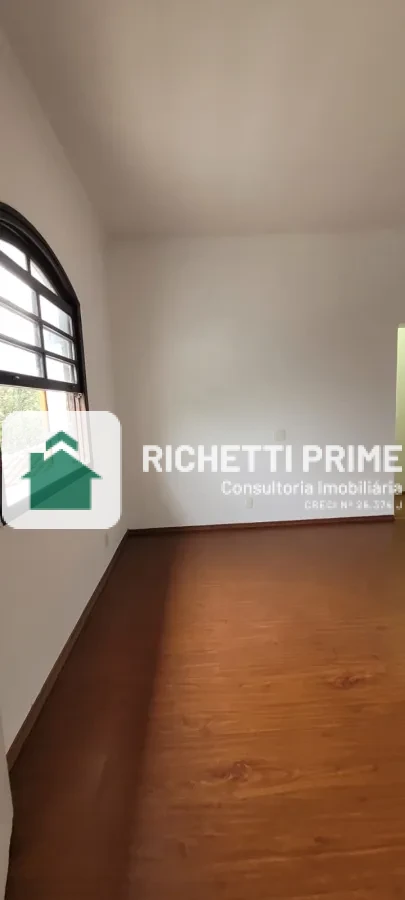 Imagem de Casa à Venda no Alto da Lapa – 3 Quartos, 2 Suítes e 3 Vagas