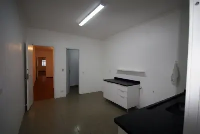 Imagem de Imóvel para aluguel possui 250 metros quadrados com 3 quartos em Vila da Saúde - São Paulo - SP