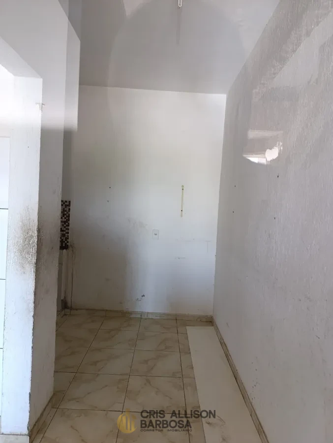 Imagem de Seja para morar, investir ou montar seu novo negócio, essa kitnet no bairro das Flores é a opção!