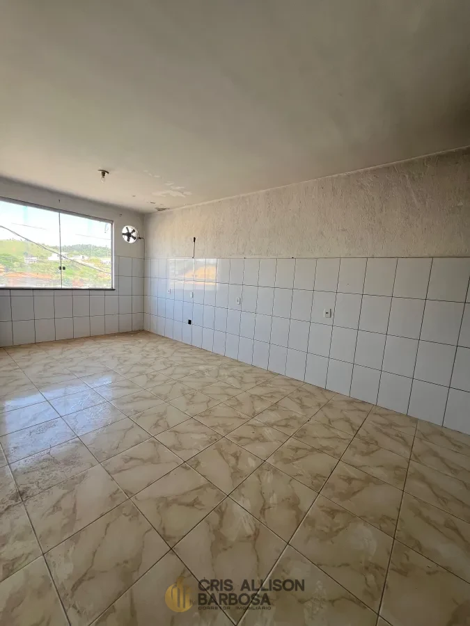 Imagem de Seja para morar, investir ou montar seu novo negócio, essa kitnet no bairro das Flores é a opção!