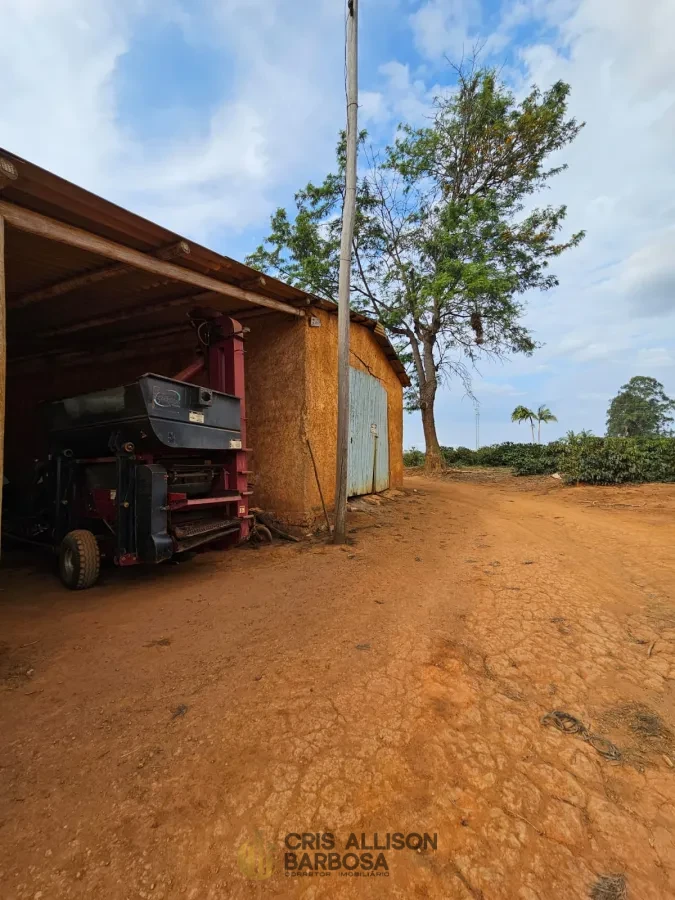 Imagem de FAZENDA À VENDA EM SETUBINHA-MG.