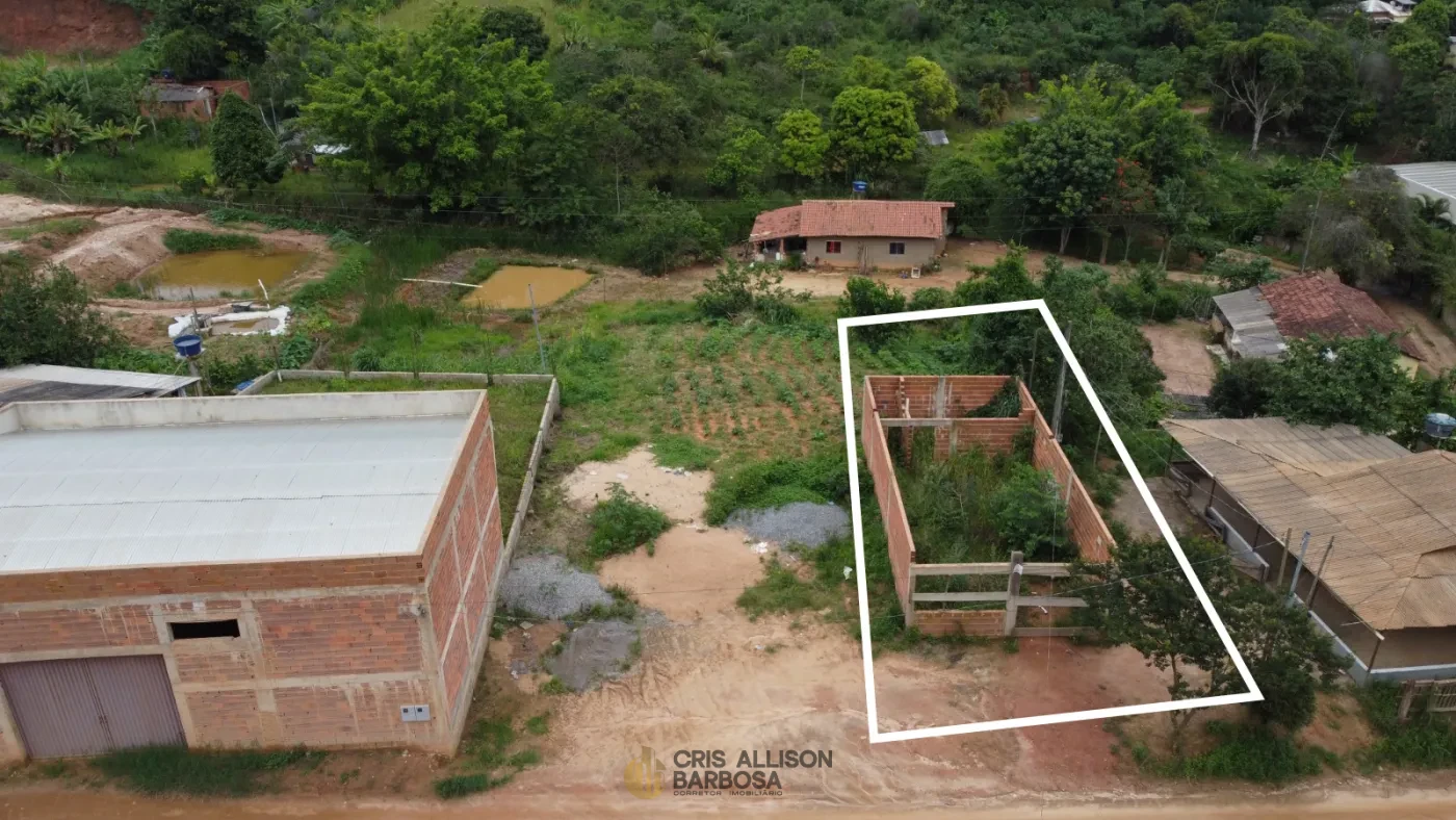 Imagem de Oportunidade Única! Chácara à venda com Ponto Comercial Iniciado - Oportunidade Única!