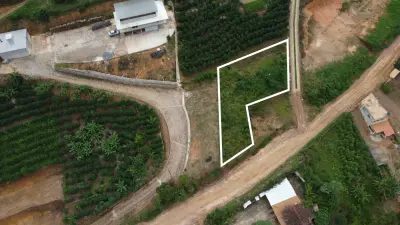 Imagem de Chácara a venda - Terreno com Platô Pronto para Construir!