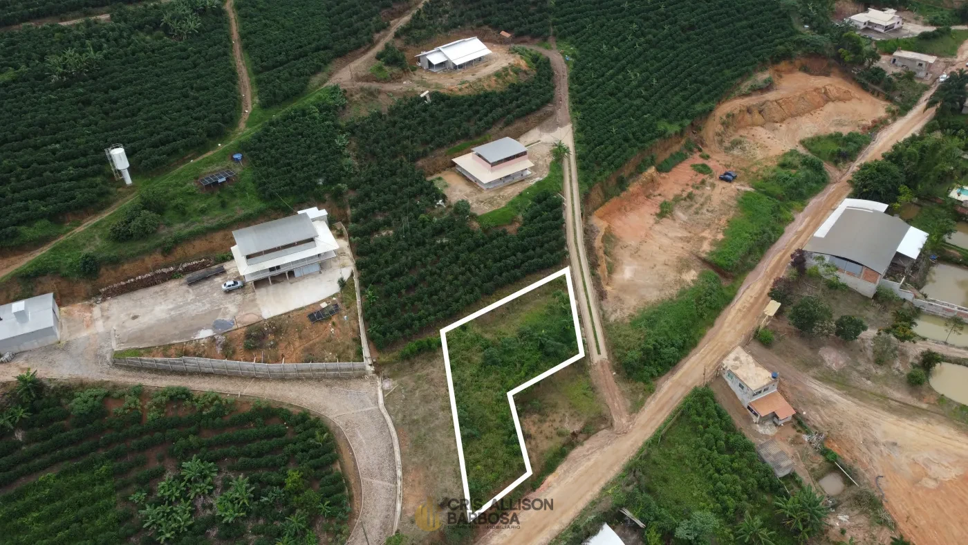 Imagem de Chácara a venda - Terreno com Platô Pronto para Construir!