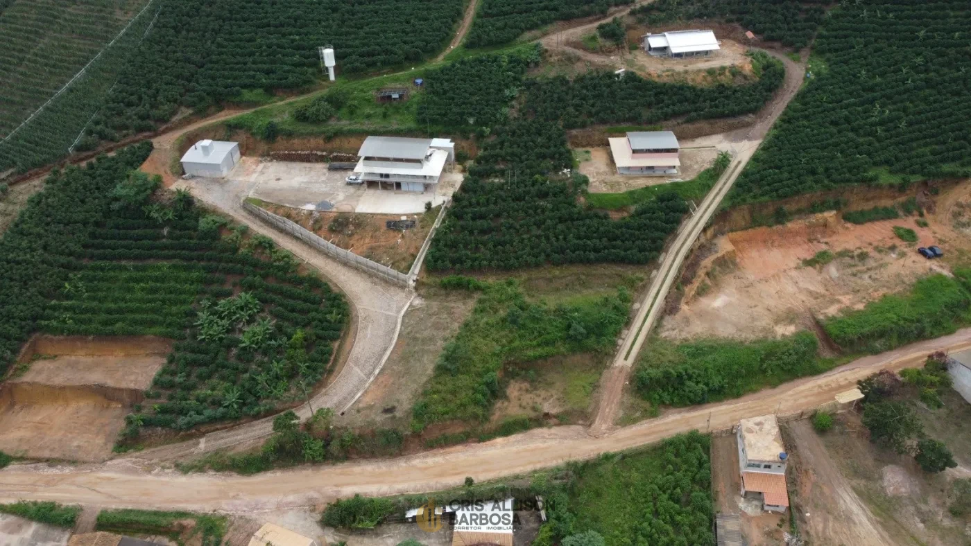 Imagem de Chácara a venda - Terreno com Platô Pronto para Construir!