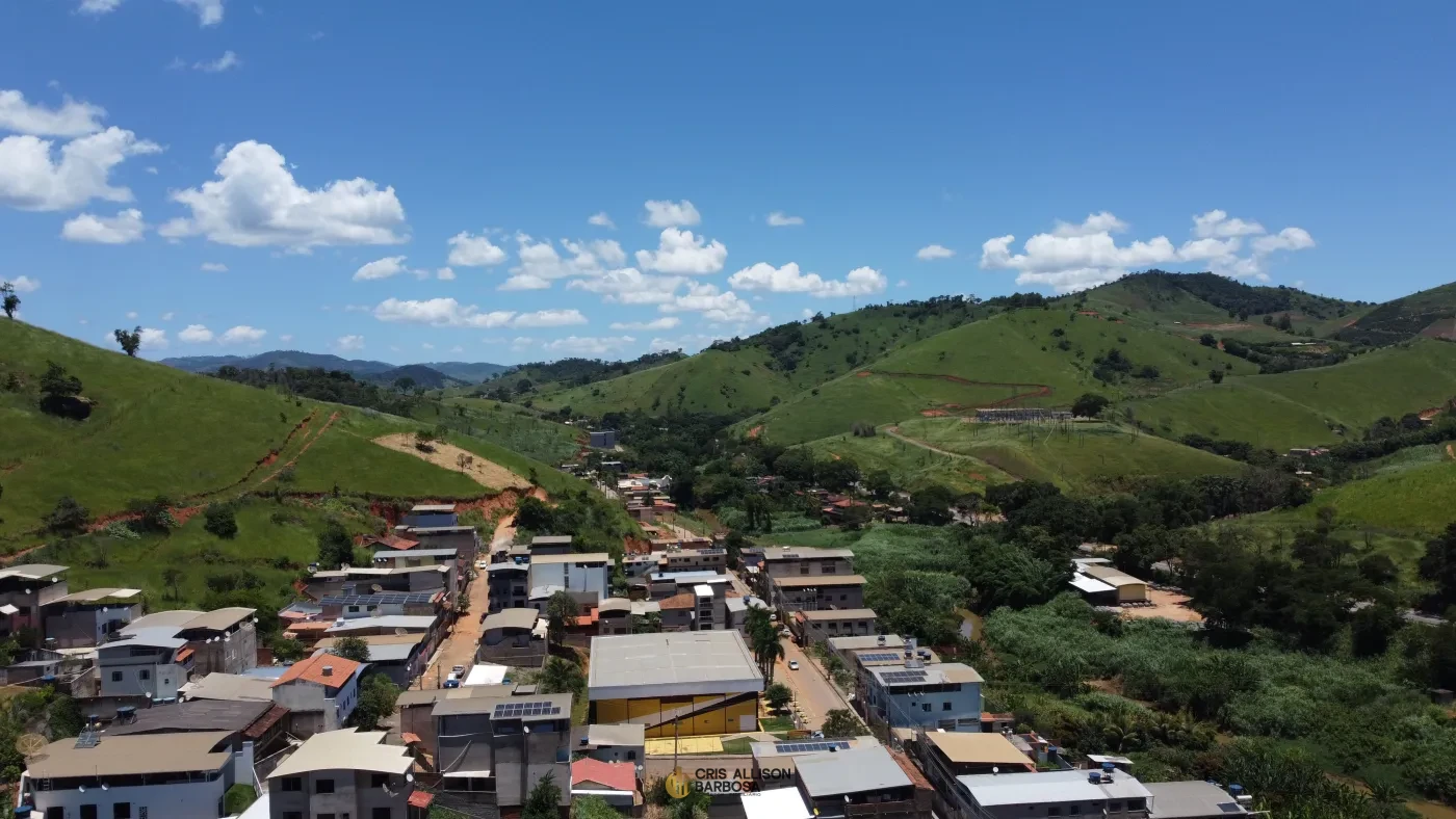 Imagem de Terreno de 900m² no Bairro São Lucas em Inhapim – Ideal para Sua Chácara ou Casa dos Sonhos!