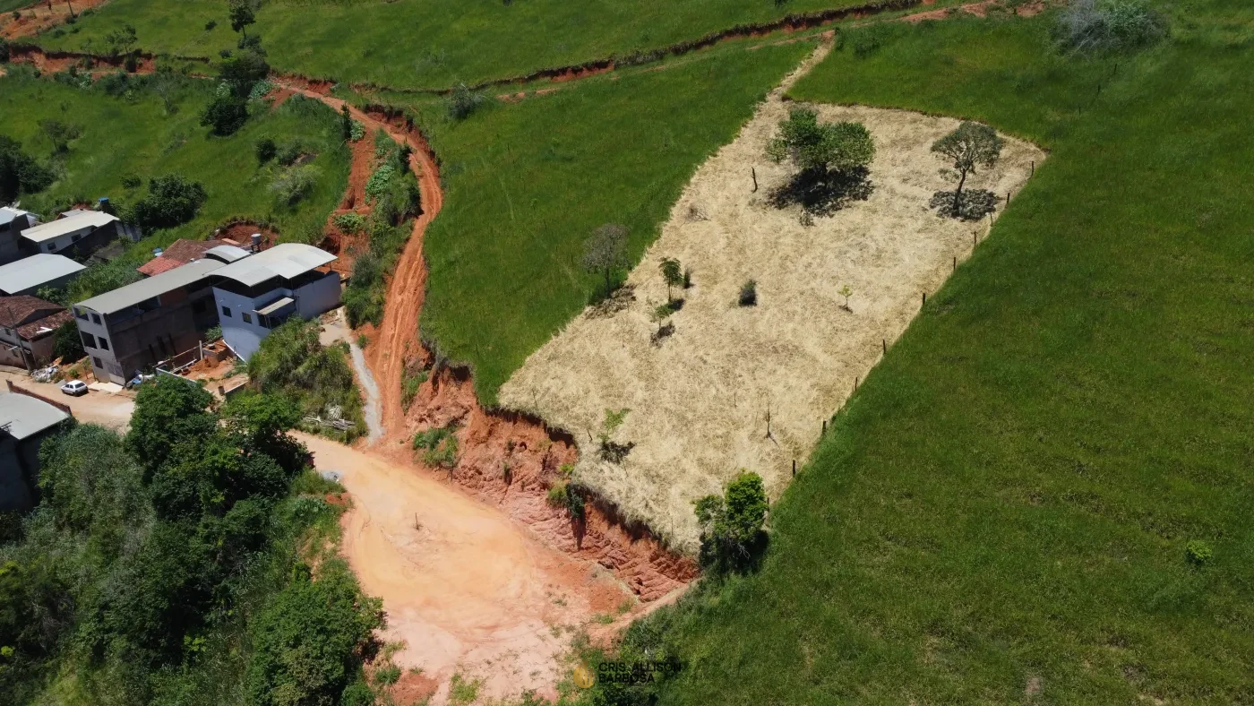 Imagem de Terreno de 900m² no Bairro São Lucas em Inhapim – Ideal para Sua Chácara ou Casa dos Sonhos!