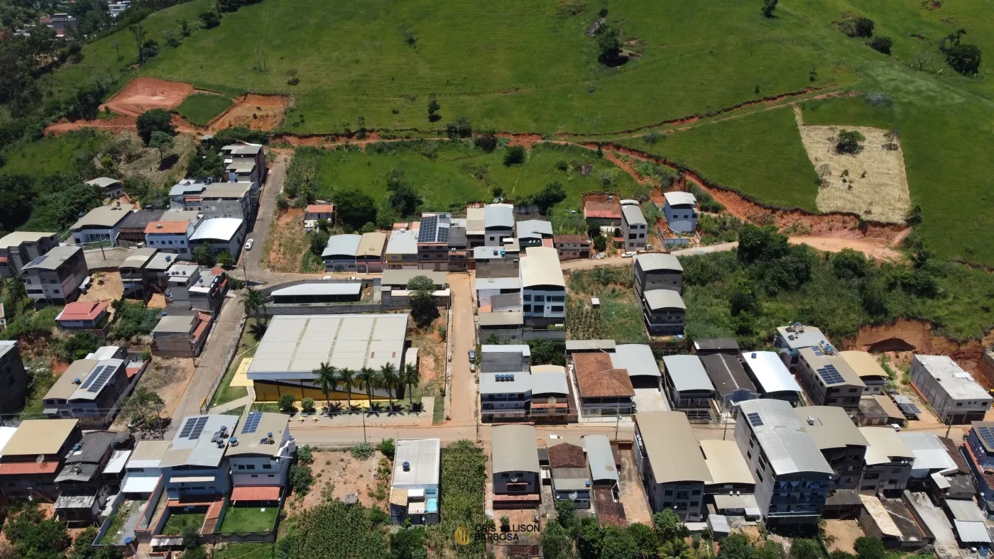 Imagem de Terreno de 900m² no Bairro São Lucas em Inhapim – Ideal para Sua Chácara ou Casa dos Sonhos!