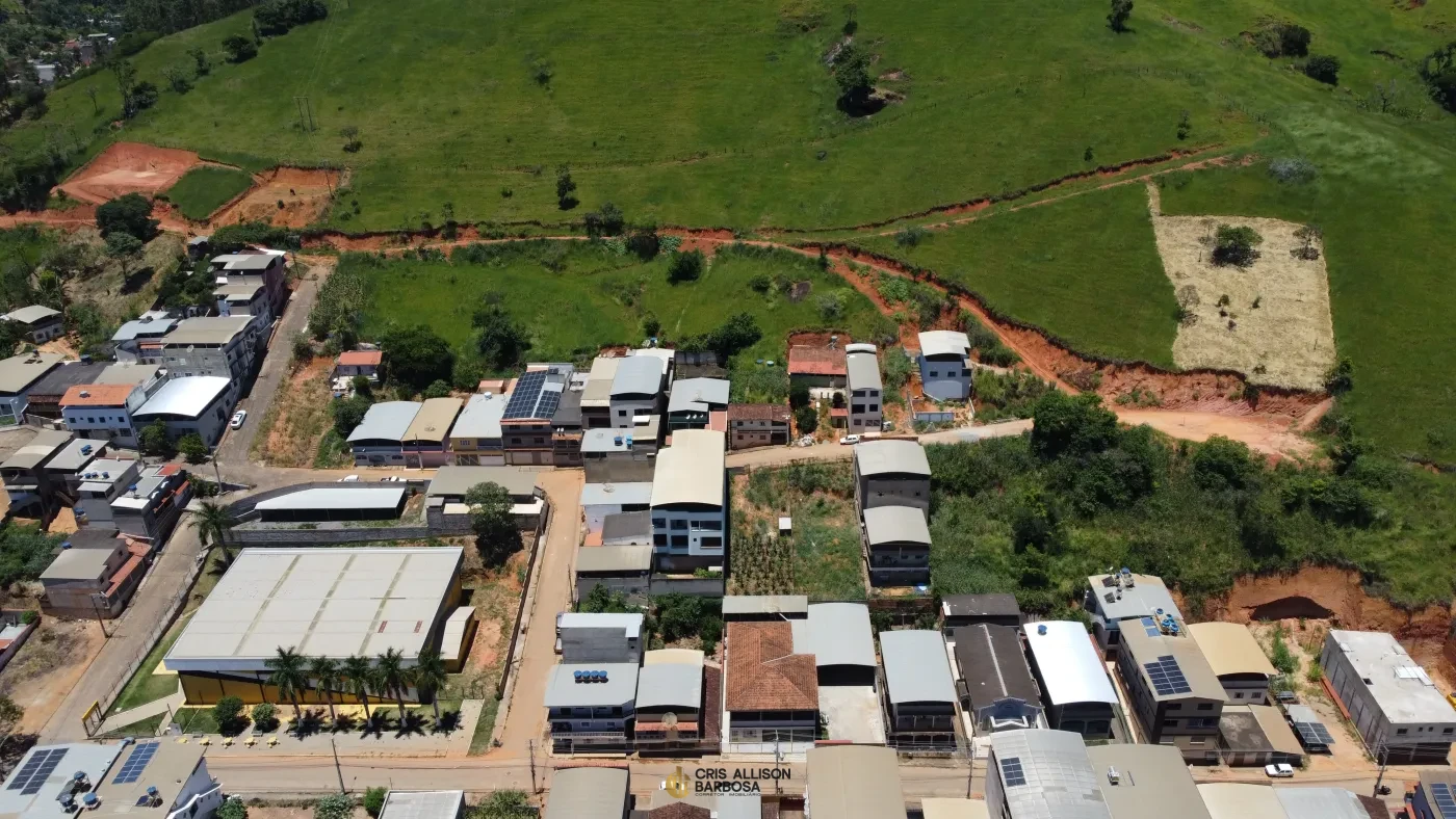 Imagem de Terreno de 900m² no Bairro São Lucas em Inhapim – Ideal para Sua Chácara ou Casa dos Sonhos!