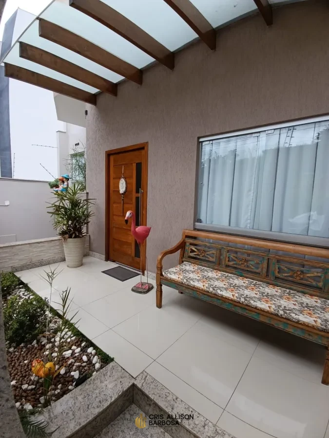 Imagem de Para morar ou investir; uma casa sofisticada, de luxo e de valor