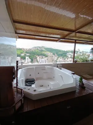 Imagem de Para morar ou investir; uma casa sofisticada, de luxo e de valor