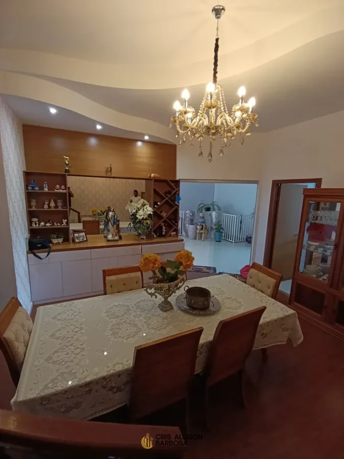 Imagem de Para morar ou investir; uma casa sofisticada, de luxo e de valor