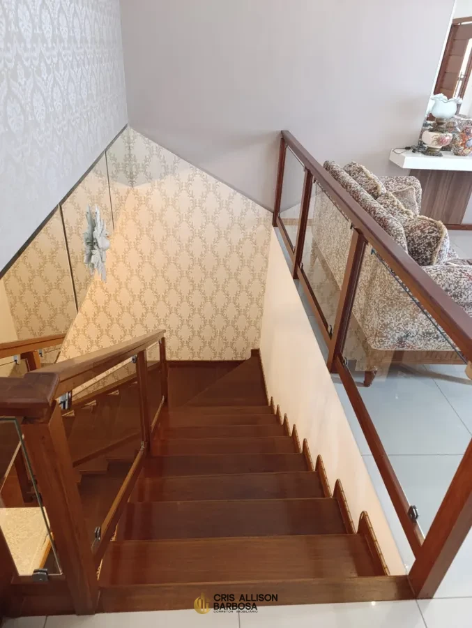 Imagem de Para morar ou investir; uma casa sofisticada, de luxo e de valor