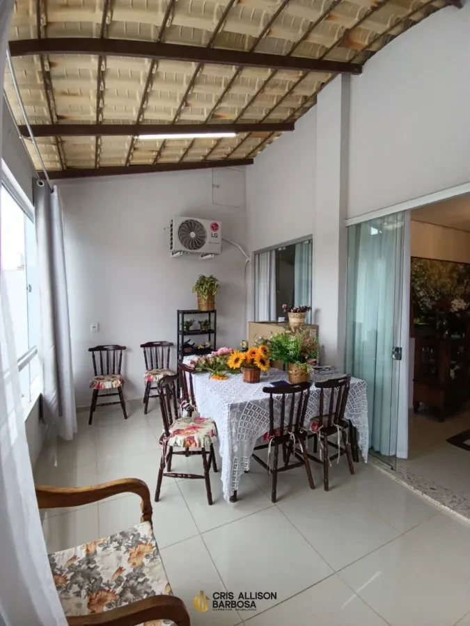 Imagem de Para morar ou investir; uma casa sofisticada, de luxo e de valor