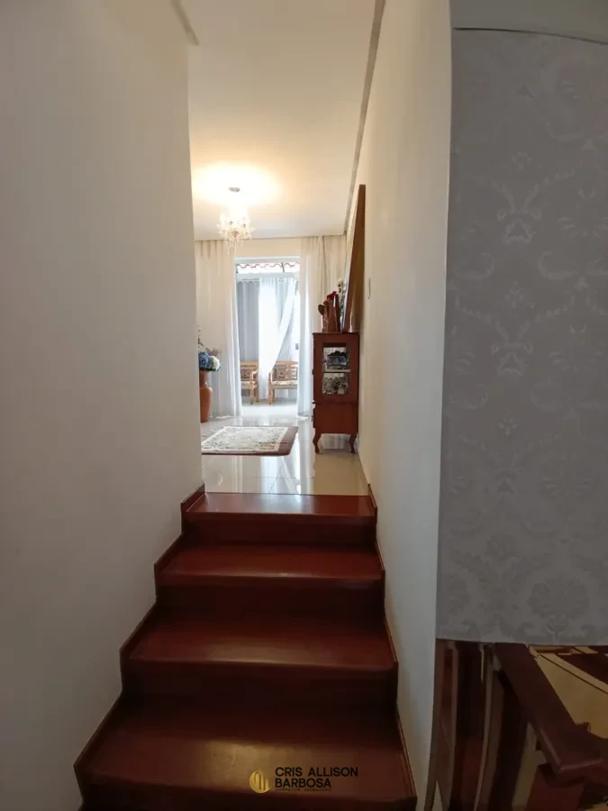 Imagem de Para morar ou investir; uma casa sofisticada, de luxo e de valor