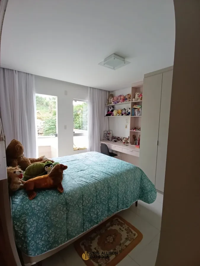 Imagem de Para morar ou investir; uma casa sofisticada, de luxo e de valor