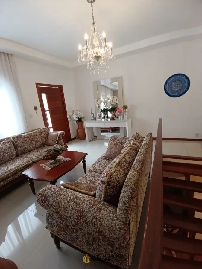 Imagem de Para morar ou investir; uma casa sofisticada, de luxo e de valor