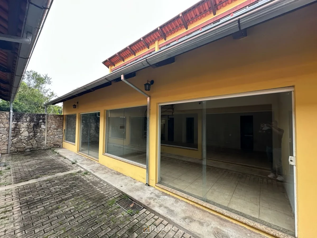 Imagem de Cômodo Comercial em Santa Cruz de Minas