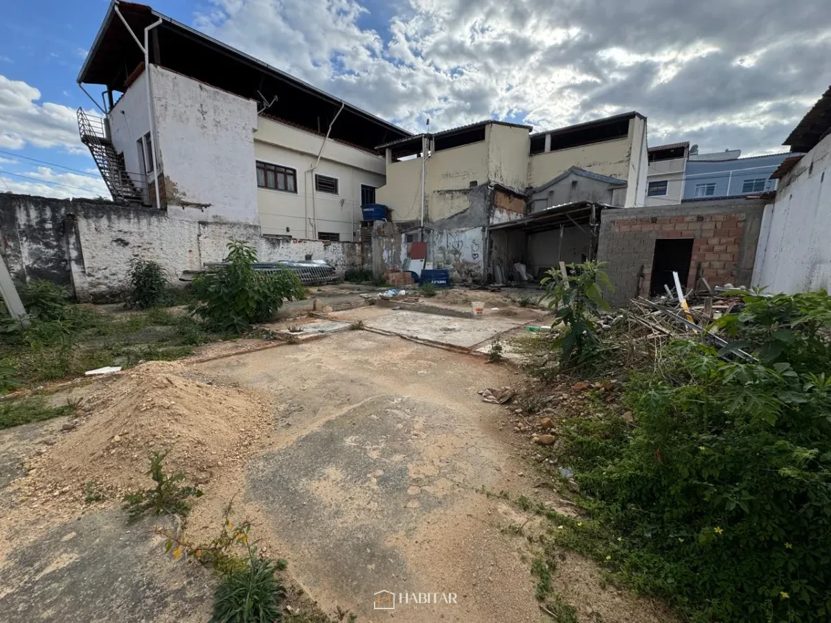 Imagem de Cômodo Comercial em Matozinhos