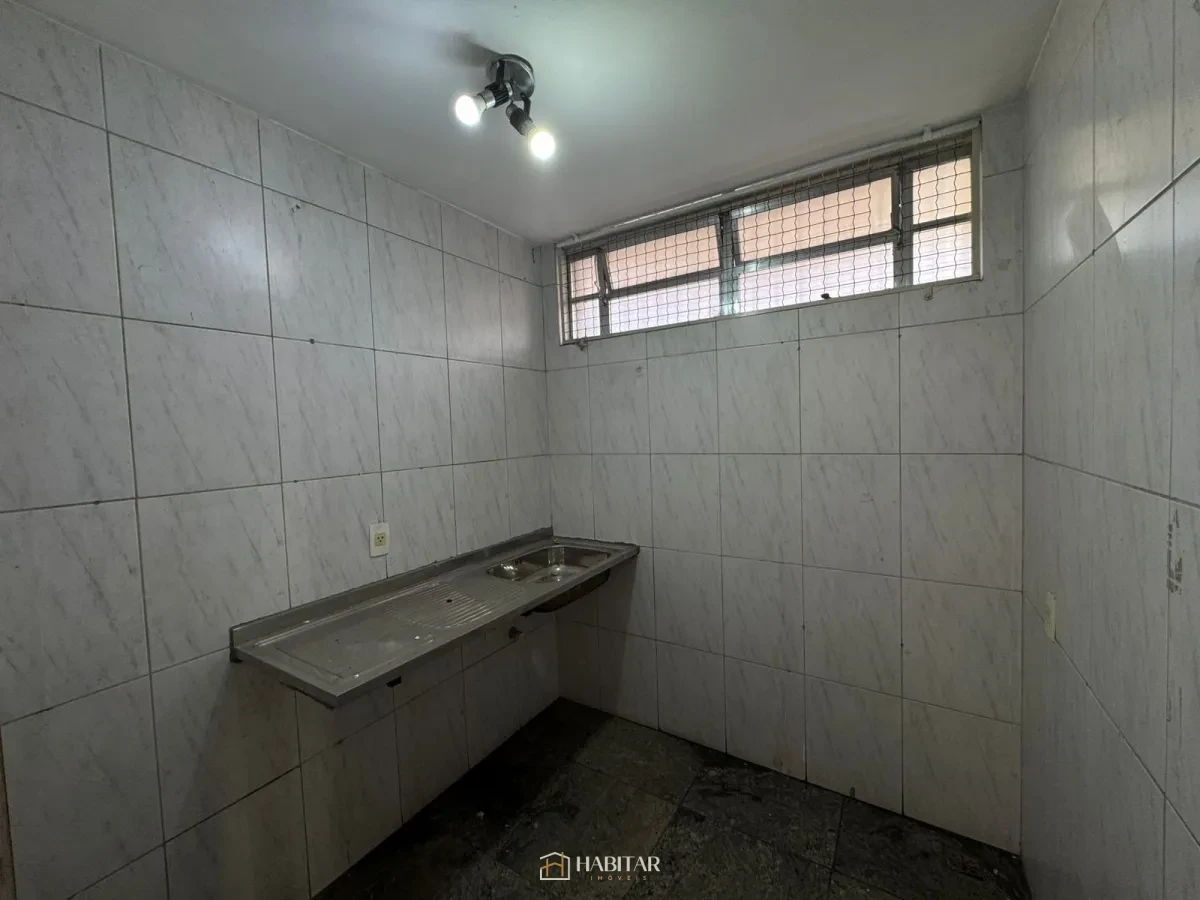 Imagem de Cômodo Comercial em Matozinhos