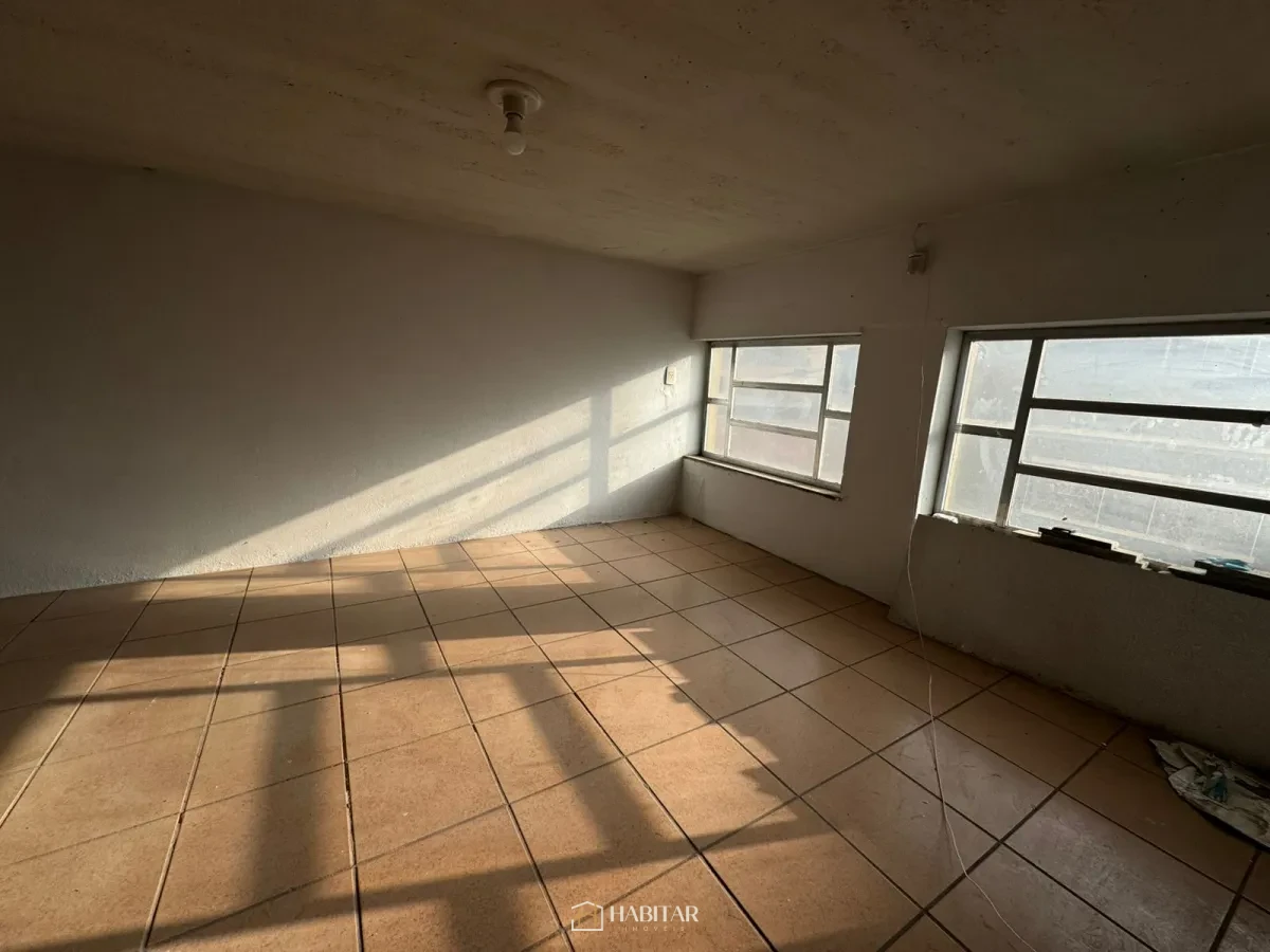 Imagem de Cômodo Comercial em Matozinhos