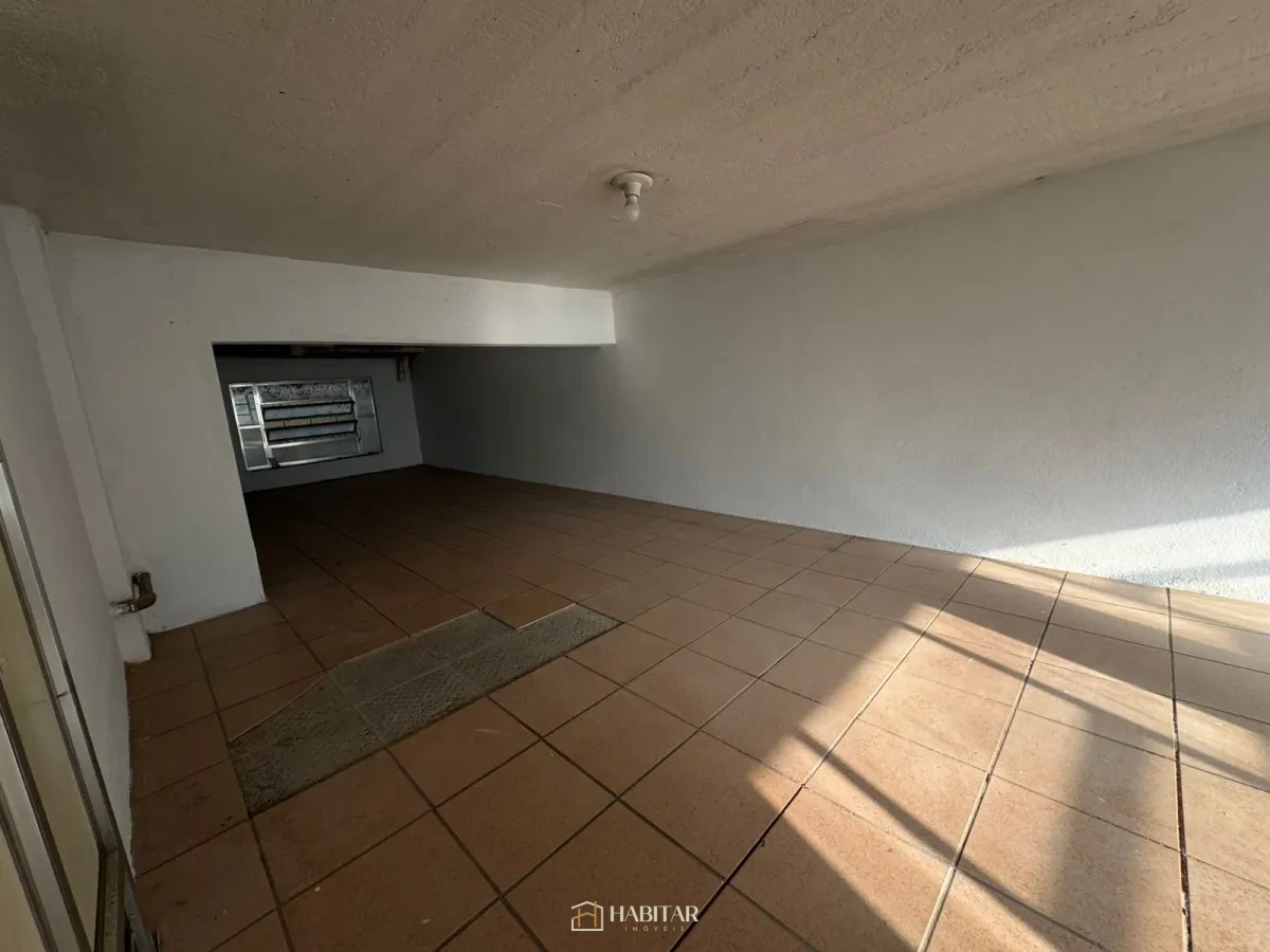 Imagem de Cômodo Comercial em Matozinhos