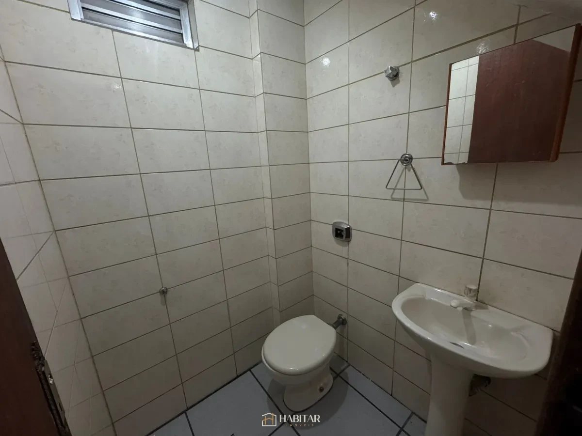 Imagem de Cômodo Comercial em Matozinhos
