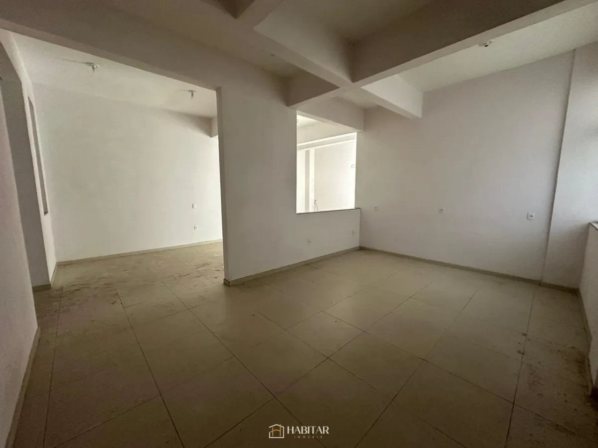 Imagem de Cômodo Comercial em Matozinhos