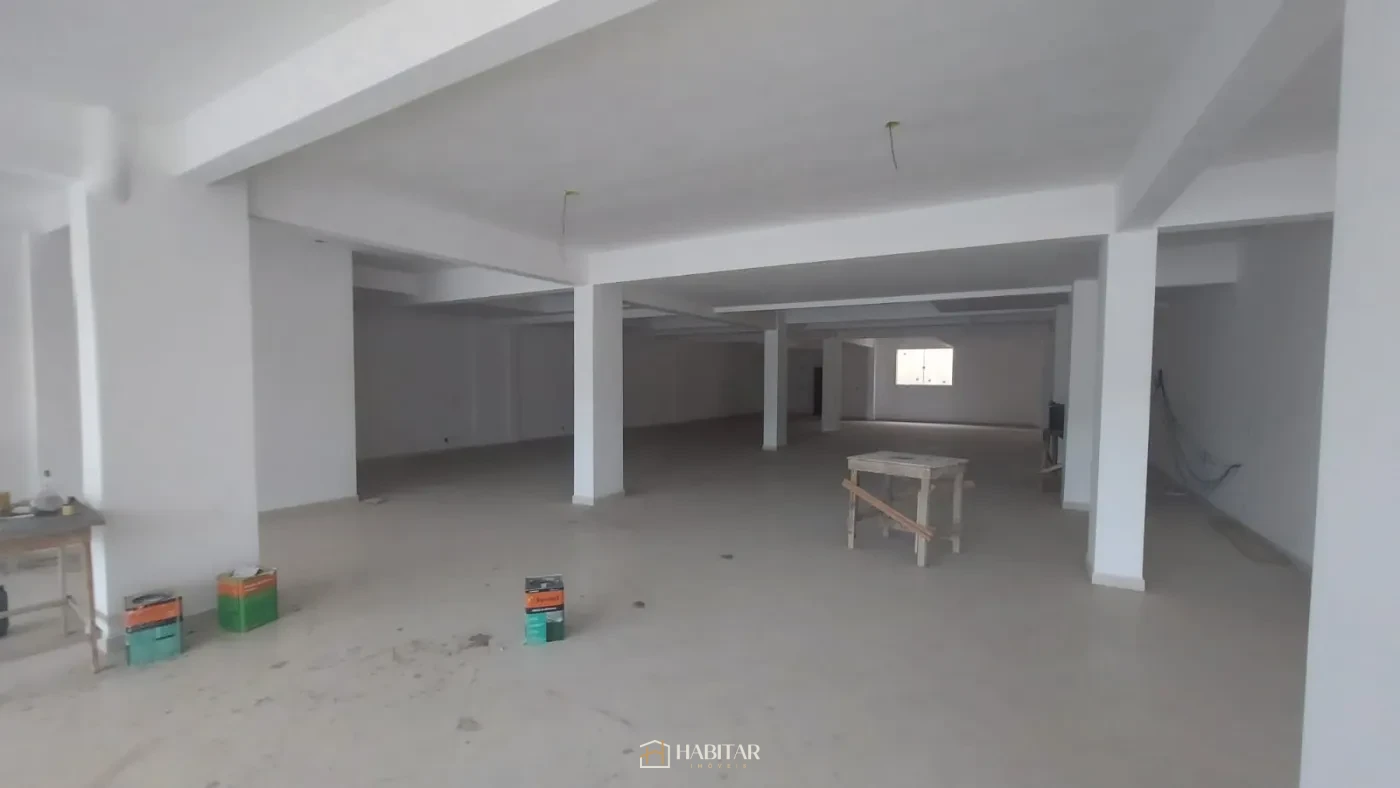 Imagem de Cômodo Comercial em Colônia do Marçal