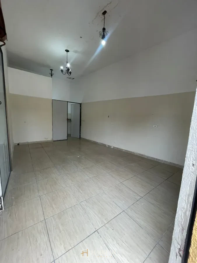 Imagem de Cômodo Comercial em Centro