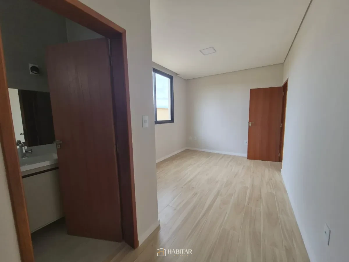 Imagem de Casa em Colônia do Marçal