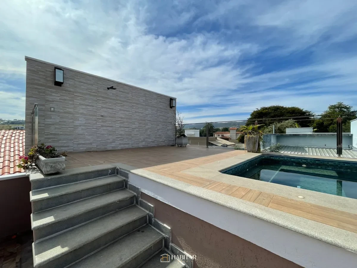 Imagem de Casa em Colônia do Marçal