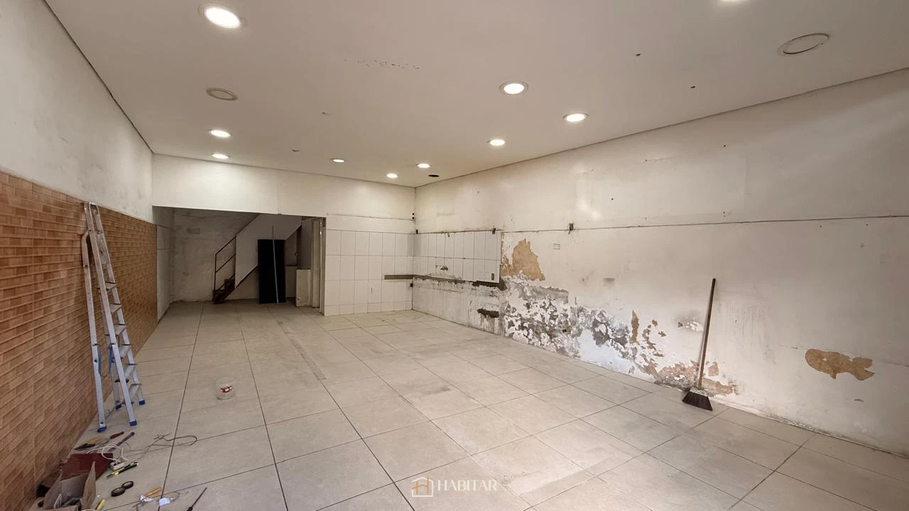 Imagem de Cômodo comercial em Tejuco