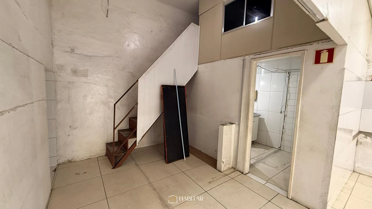 Imagem de Cômodo comercial em Tejuco