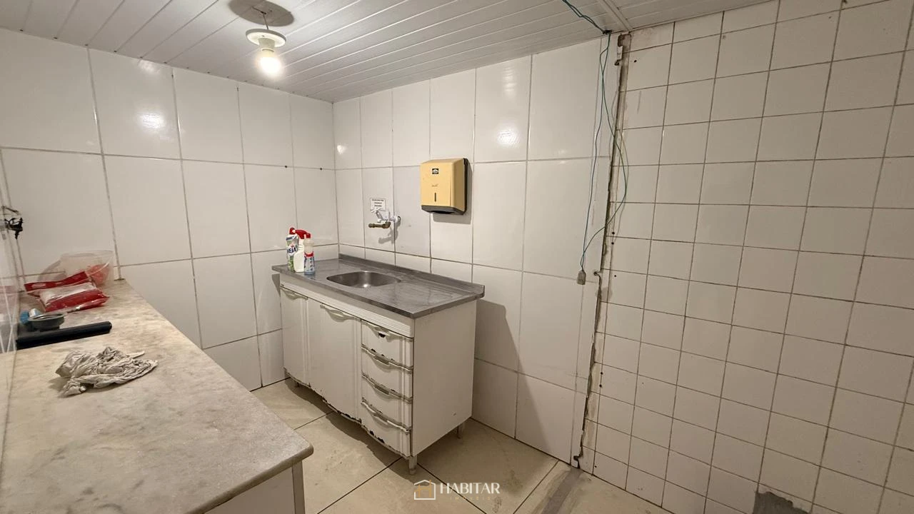 Imagem de Cômodo comercial em Tejuco