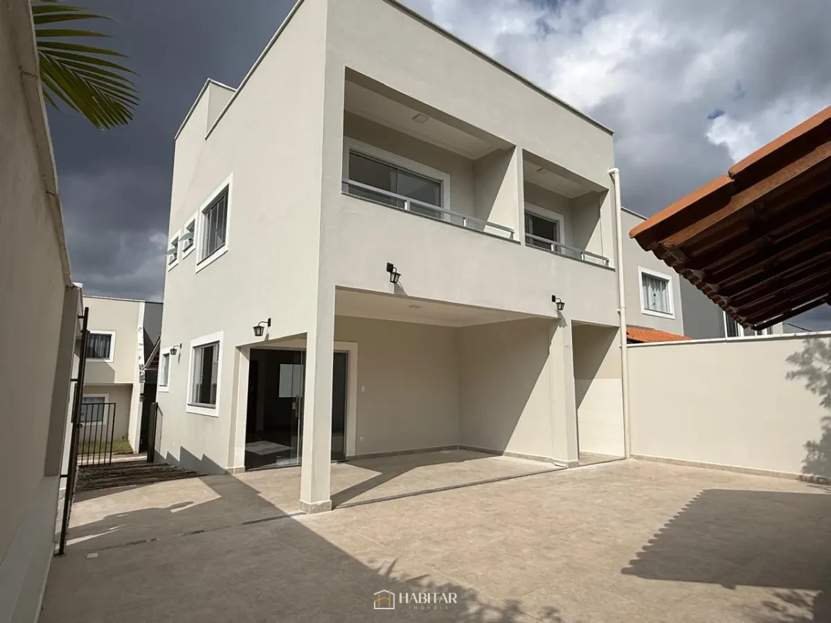 Casa em Colônia do Marçal - Colônia do Marçal, São João Del Rei [4336]