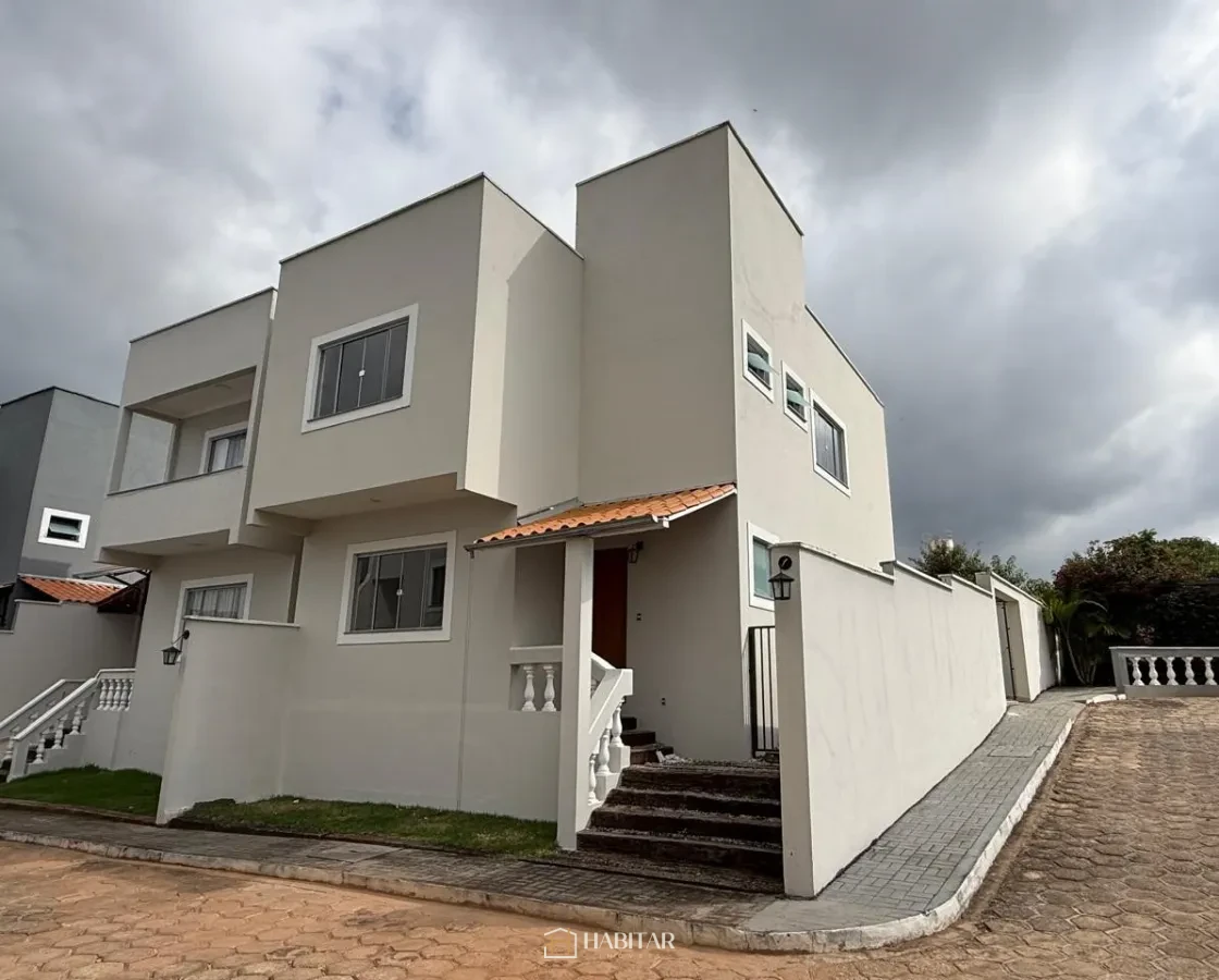 Casa em Colônia do Marçal - Colônia do Marçal, São João Del Rei [4336]