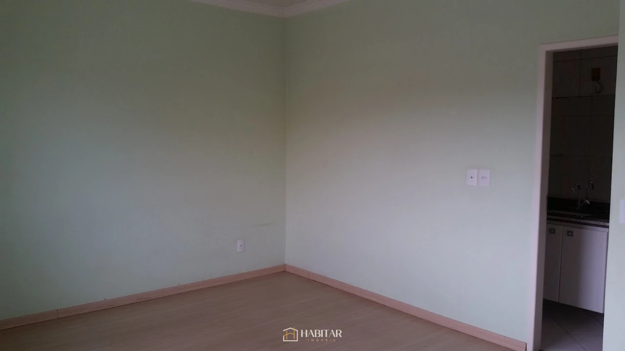 Apartamento e Cômodo Comercial em Colônia do Marçal - Colônia do Marçal, São João Del Rei [4358]