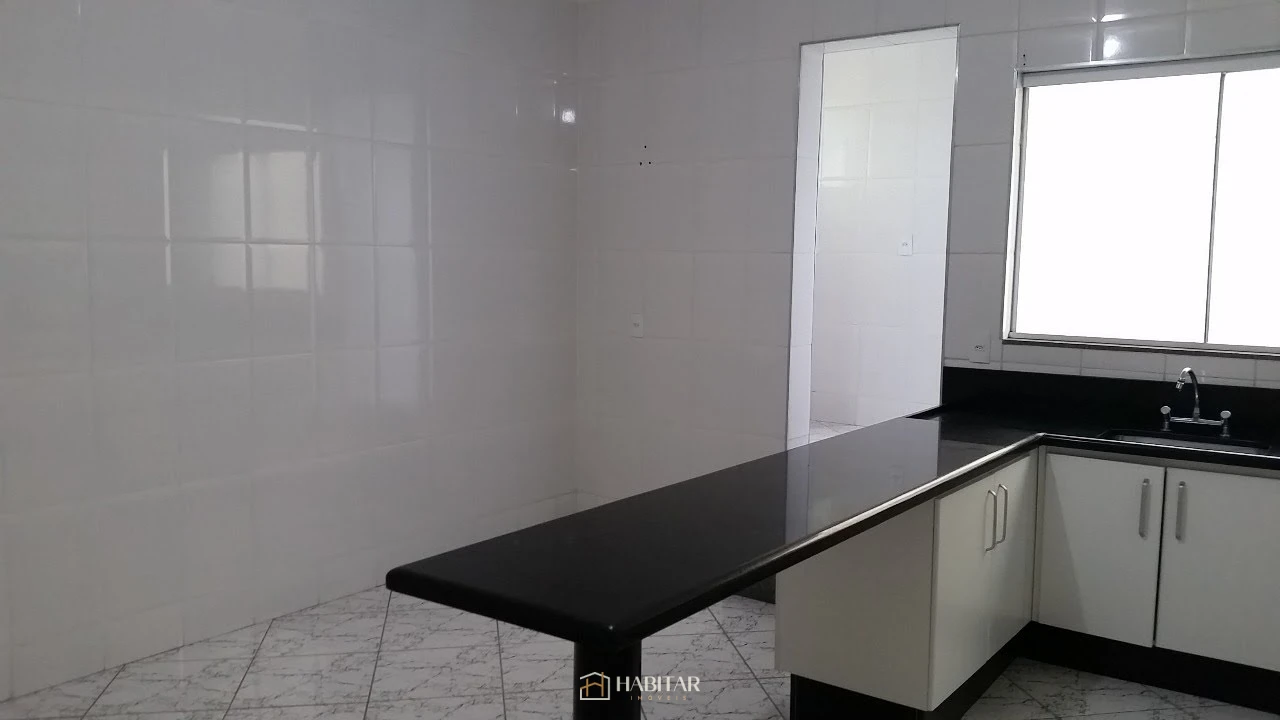 Apartamento e Cômodo Comercial em Colônia do Marçal - Colônia do Marçal, São João Del Rei [4358]