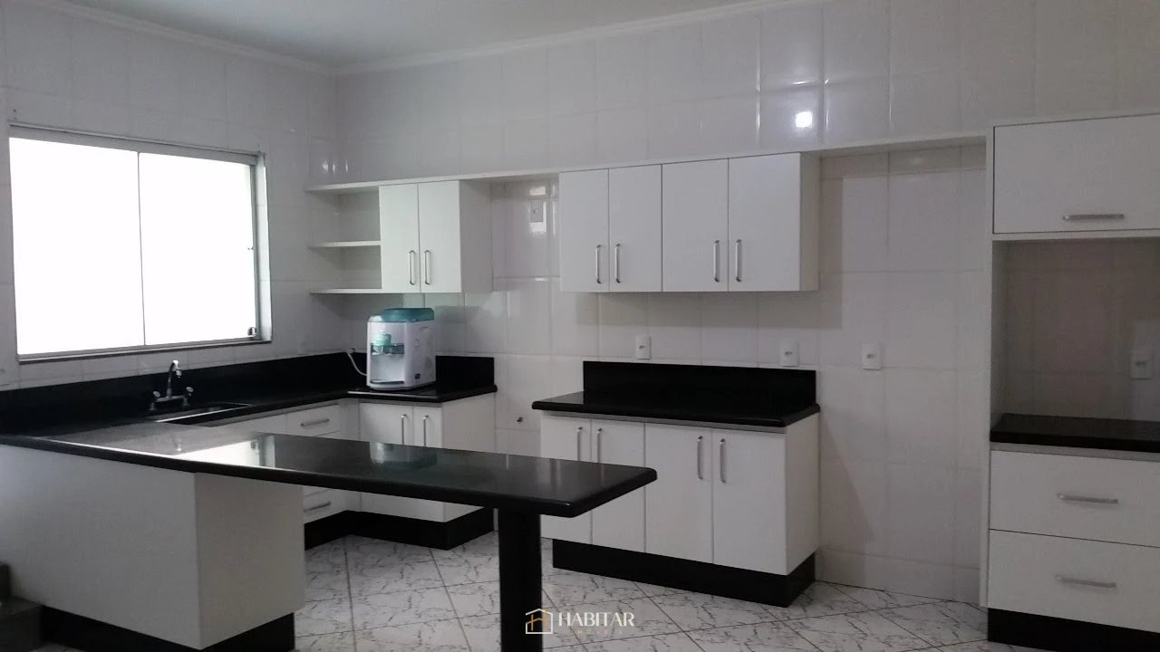 Apartamento e Cômodo Comercial em Colônia do Marçal - Colônia do Marçal, São João Del Rei [4358]