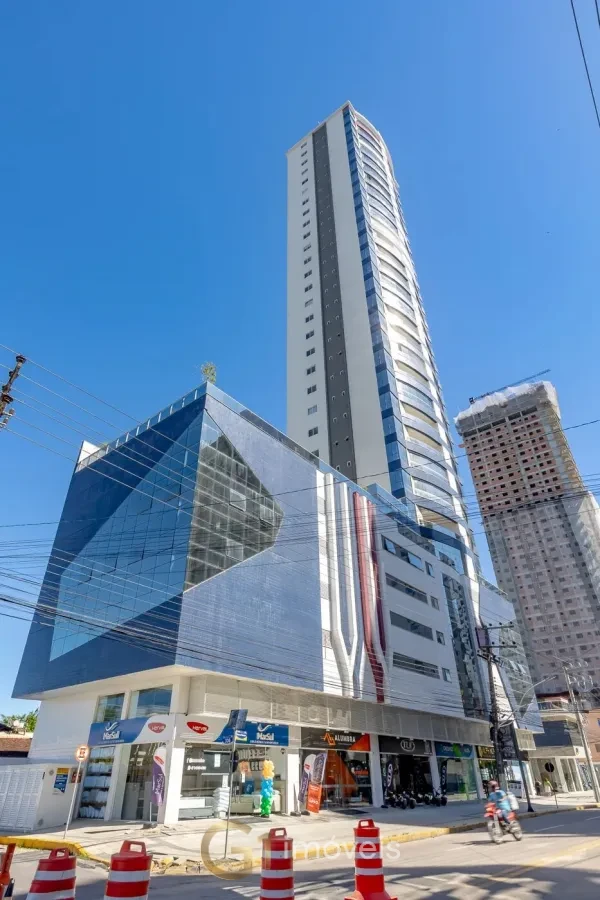 Imagem de Apartamento à venda no bairro Meia Praia em Itapema/SC