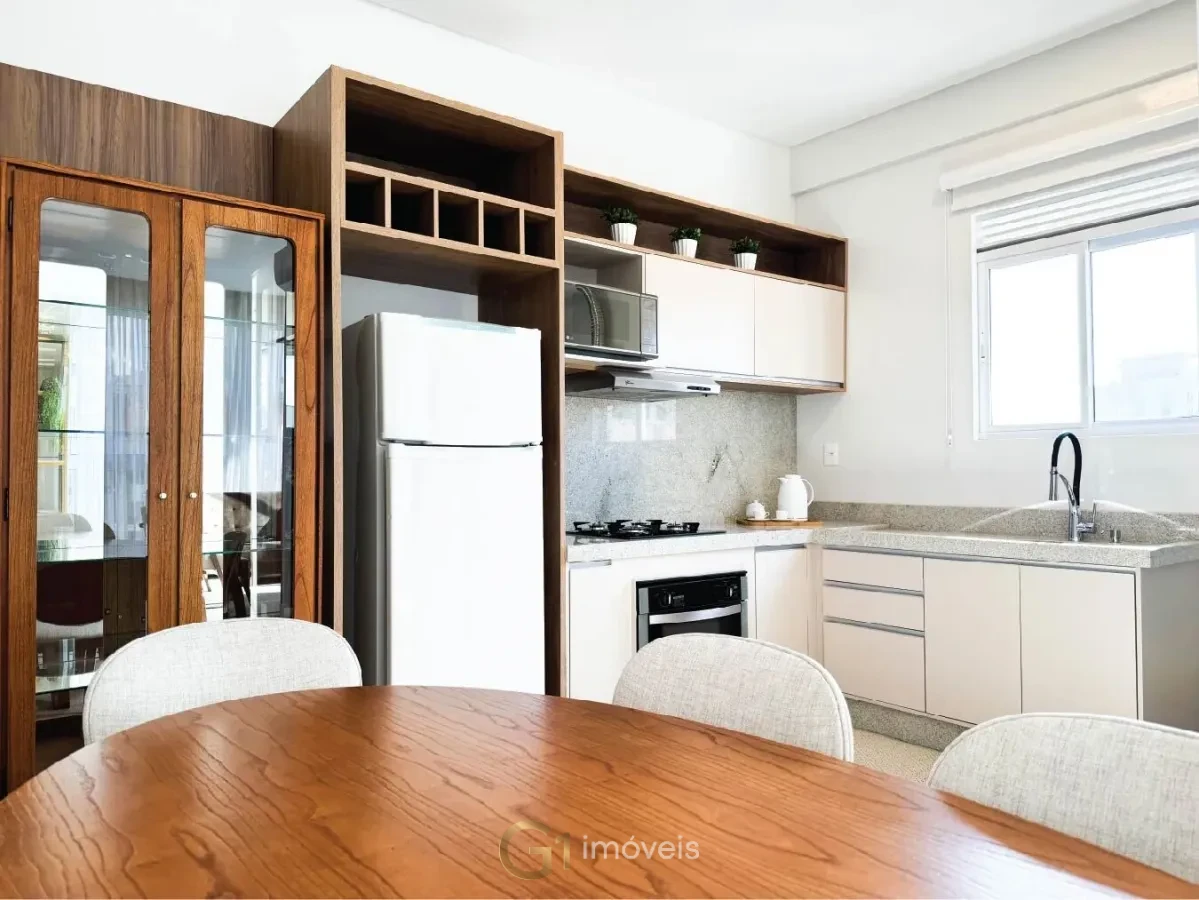 Imagem de Apartamento à venda no bairro Meia Praia em Itapema/SC