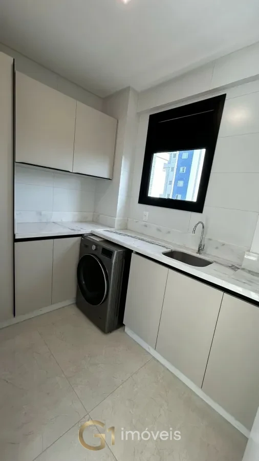 Imagem de Apartamento à venda no bairro Meia Praia em Itapema/SC