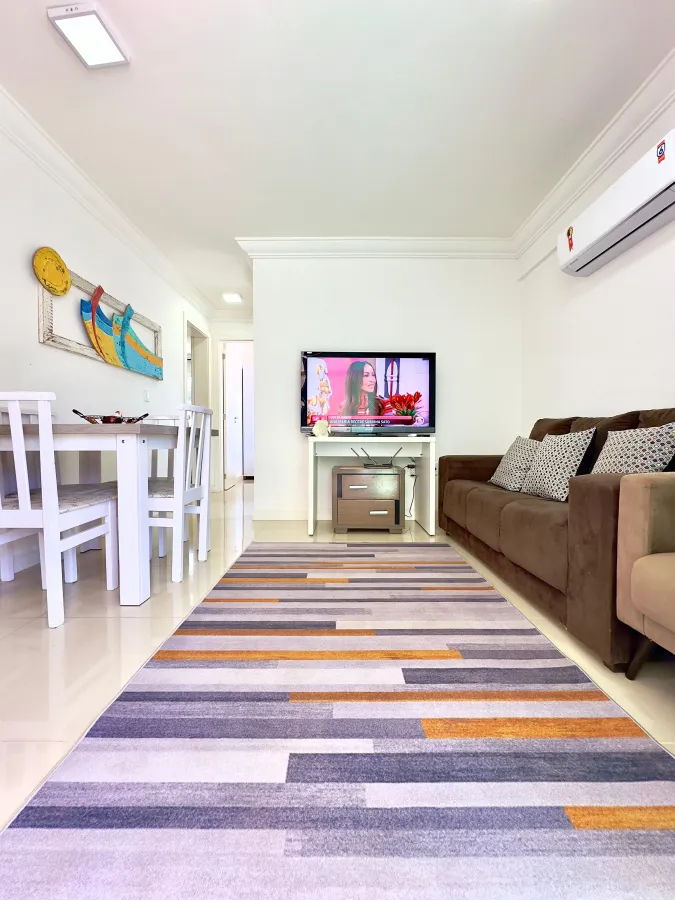 Imagem de Lindo apartamento a 400m da praia de Bombas em Bombinhas - SC.