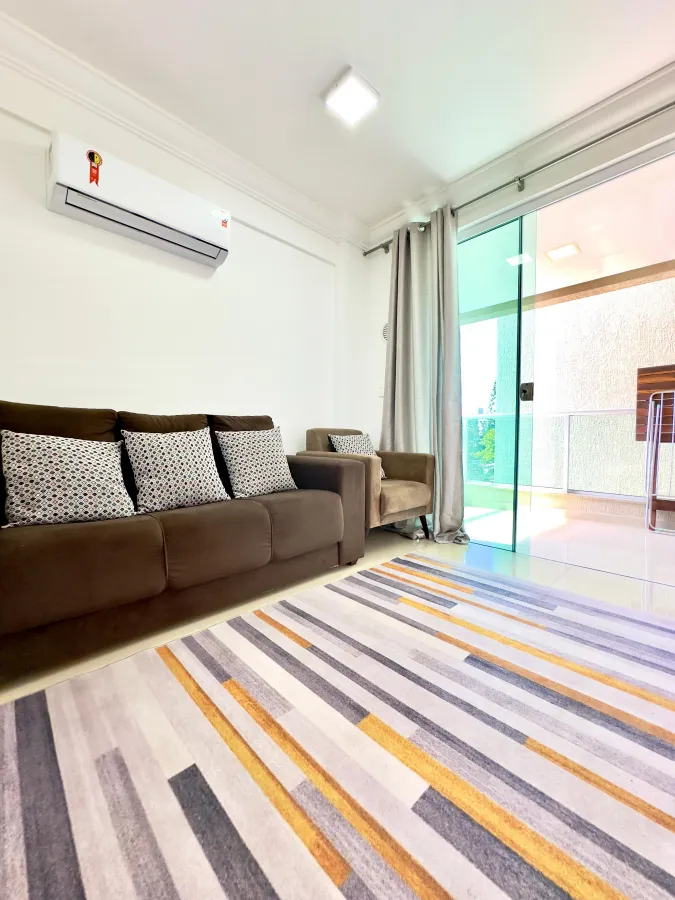 Imagem de Lindo apartamento a 400m da praia de Bombas em Bombinhas - SC.