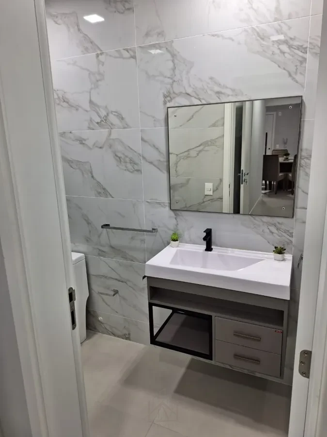 Imagem de Excelente apartamento a 70m da praia de Bombas.