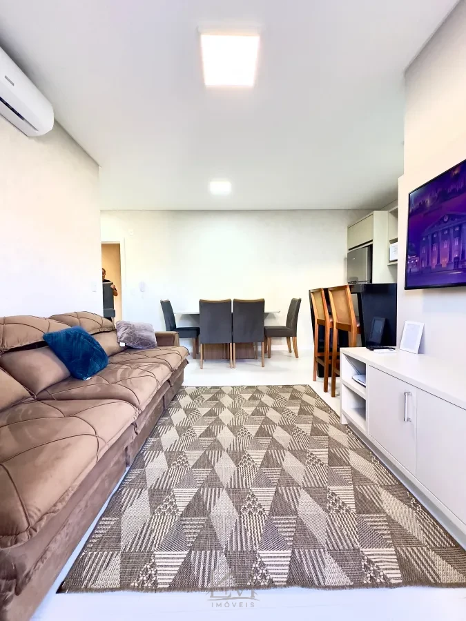 Imagem de Lindo apartamento no centro de Bombinhas.