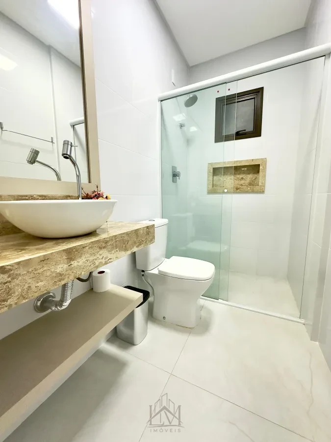 Imagem de Lindo apartamento no centro de Bombinhas.